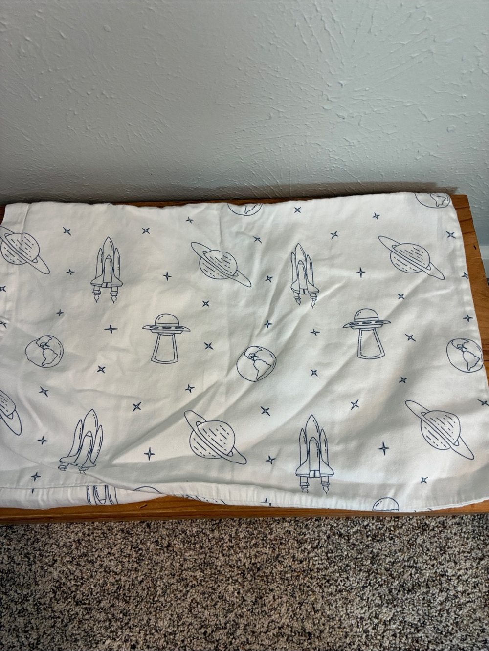 Toddler Pillow Set with Pillowcases - Picture 12 of 16
